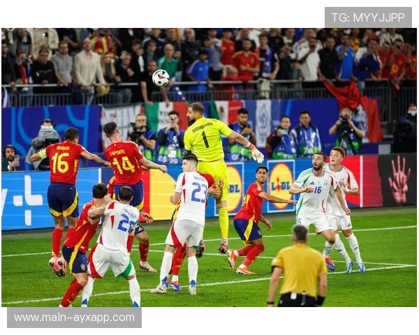 德甲多特传球纵深得当,前锋完成致命收尾